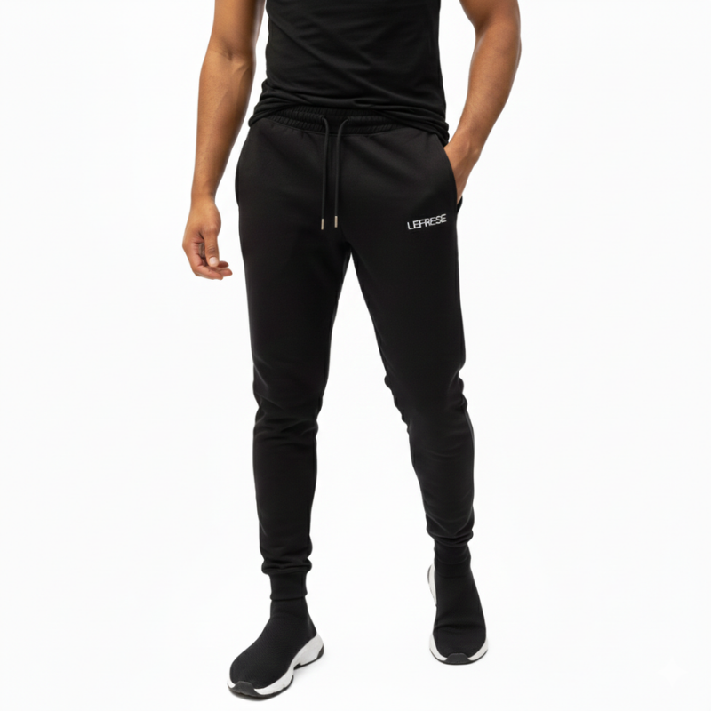 Lefrese Taking risks sweatpants black front