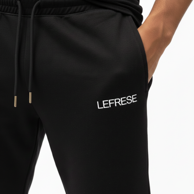 Lefrese Sweatpants Black embroided logo